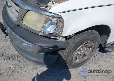 2001 Ford F-150 Harley-Davidson Edition/King Ranch Edition/Lariat/Xlt from USA, damaged, VIN 1FTRW07L41KC32466